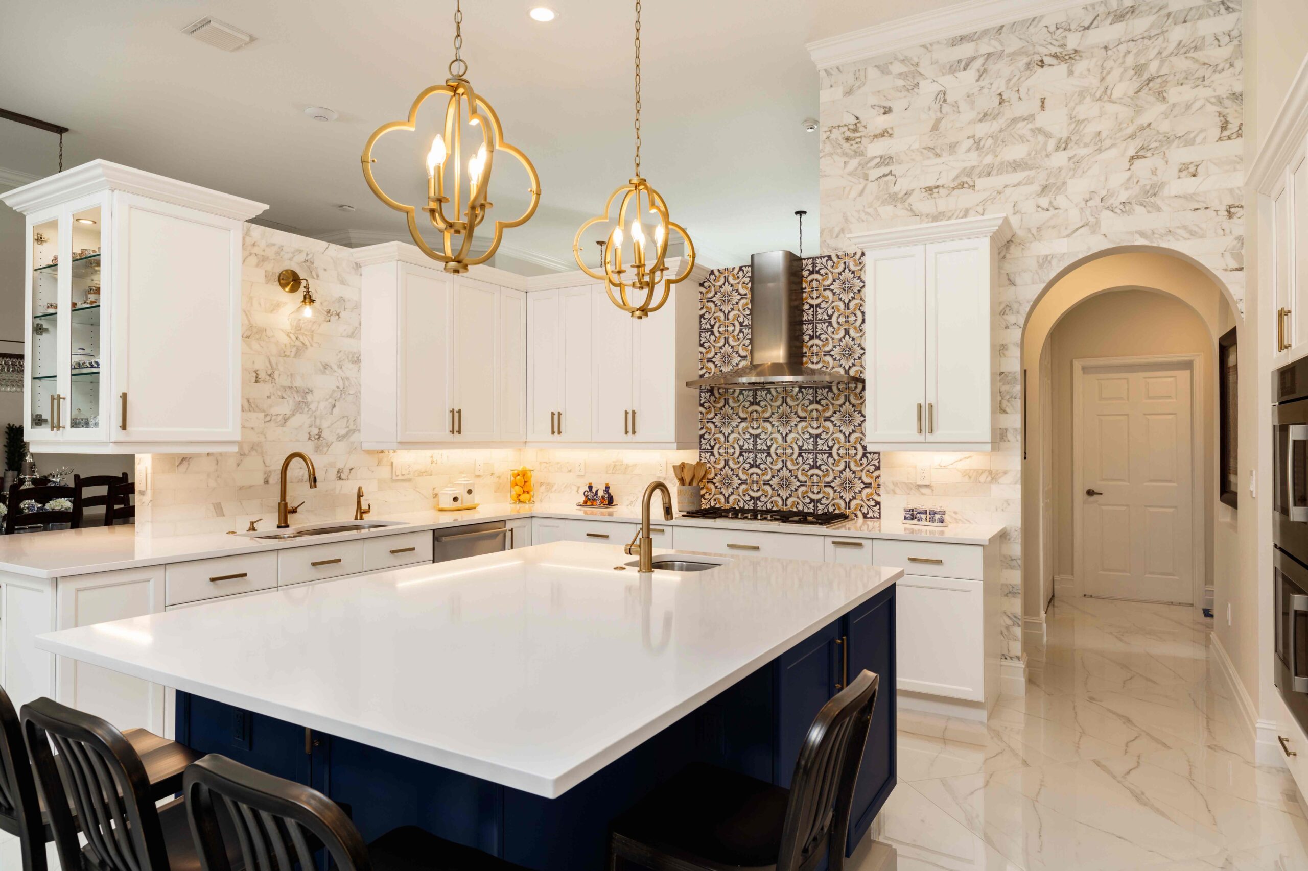 THE FEBRUARY 2024 LUXURY MARKET REPORT