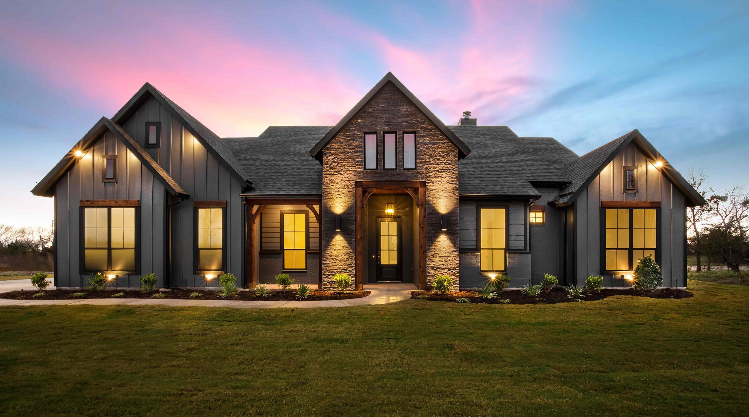THE APRIL 2024 LUXURY MARKET REPORT