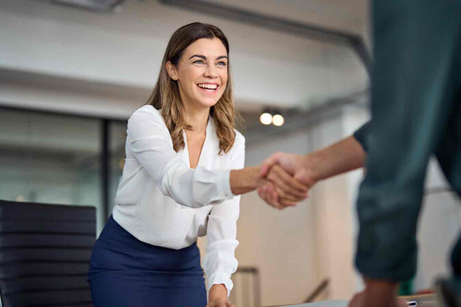 How Top Agents Stand Out and Attract High-Net-Worth Clients