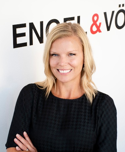 Showcase Member: Holly Smith