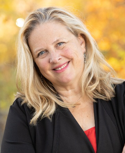 Teresa Lomax