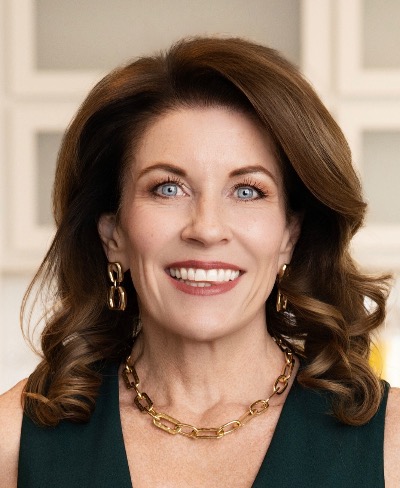 Deanna White 