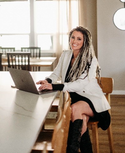 Showcase Member: Stephanie Cork